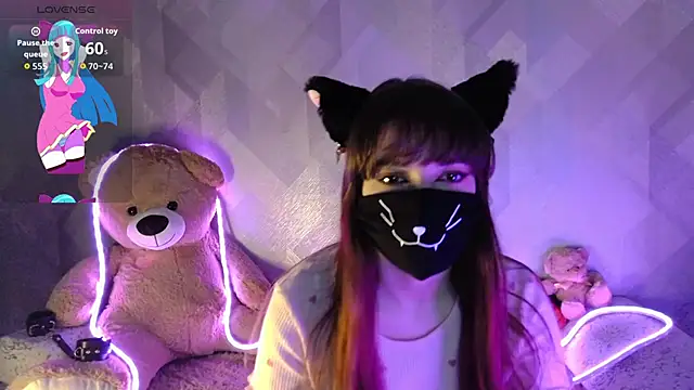 llonaMask online show from March 4, 2026, 5:59 am