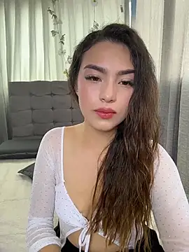 Snapshot of CelesteandBoss_ chatting on June 1, 2026, 8:52 pm CelesteandBoss online show from June 1, 2026, 8:52 pm