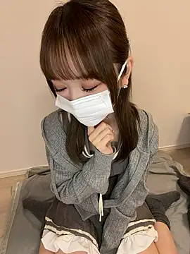 Snapshot of jp-Hinachan chatting on July 5, 2026, 1:40 pm jp-Hinachan online show from July 5, 2026, 1:40 pm