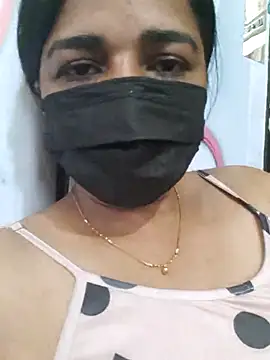 Snapshot of Tamil_Luckly_girl chatting on March 31, 2026, 8:49 am Tamil Luckly girl online show from March 31, 2026, 8:49 am