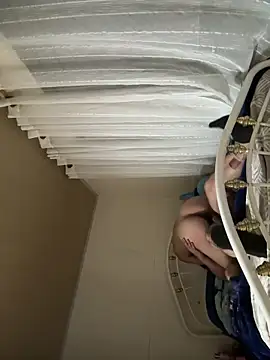 Valentinacouple online show from March 5, 2026, 12:29 am