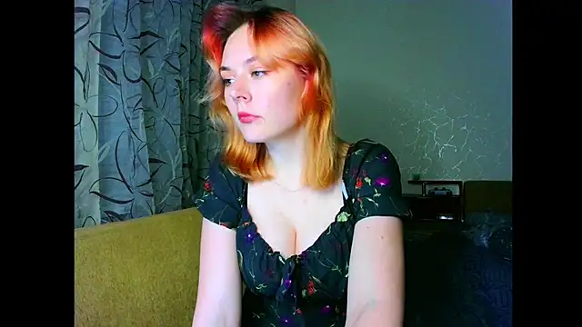 Snapshot of Little_fox404 chatting on May 28, 2026, 9:43 pm Little fox404 online show from May 28, 2026, 9:43 pm