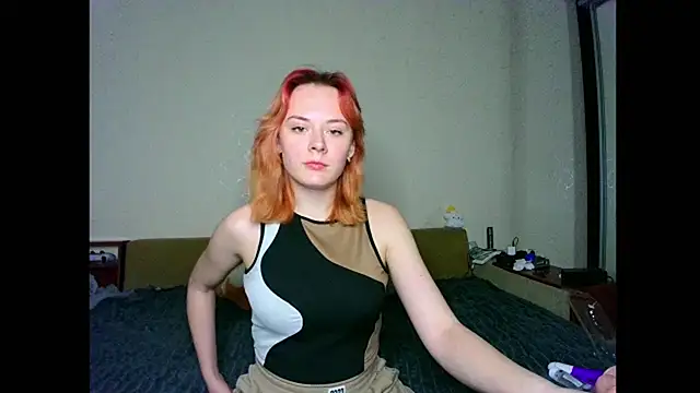 Snapshot of Little_fox404 chatting on May 23, 2026, 9:36 pm Little fox404 online show from May 23, 2026, 9:36 pm