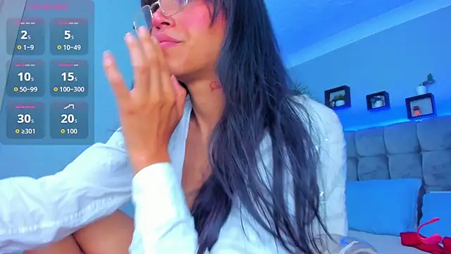 Snapshot of Ari_coopeer chatting on March 10, 2026, 6:28 am Ari coopeer online show from March 10, 2026, 6:28 am