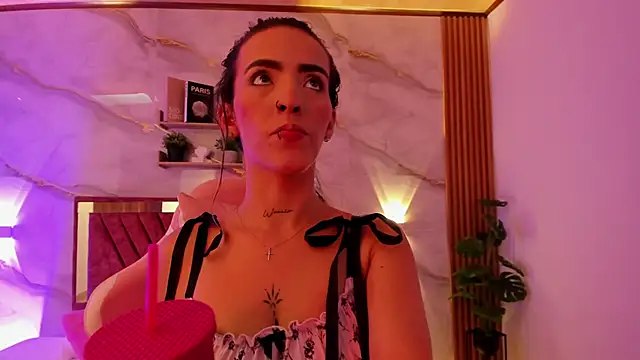 your whore Salome online show from March 25, 2026, 6:29 pm