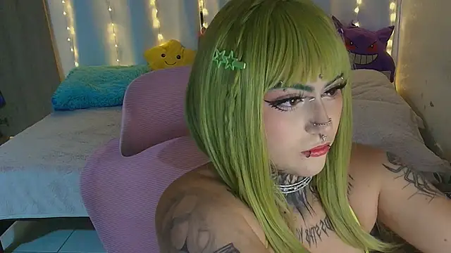 Snapshot of maliciaXpoison chatting on February 23, 2026, 6:58 am maliciaXpoison online show from February 23, 2026, 6:58 am