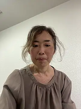 hanaworld online show from May 3, 2026, 9:40 pm