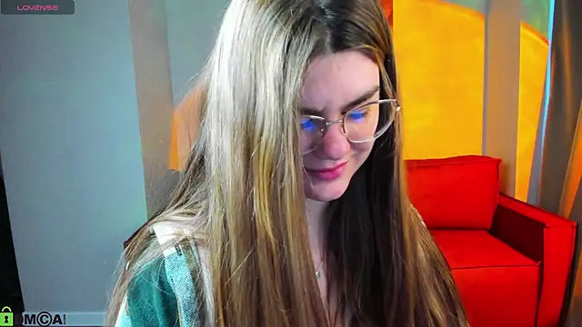 zoe j0y online show from March 4, 2026, 1:35 am