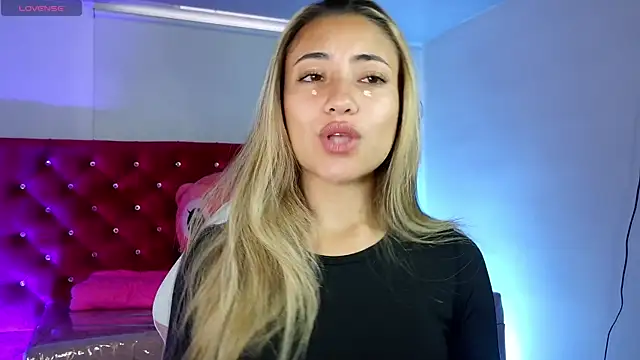 Snapshot of amy_ker_m chatting on April 29, 2026, 8:26 pm amy ker m online show from April 29, 2026, 8:26 pm