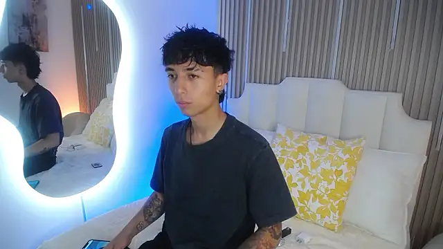 Aiden Rivers  online show from March 7, 2026, 12:43 pm