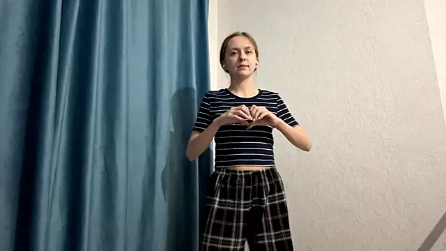 StaticBliss online show from March 1, 2026, 1:16 am