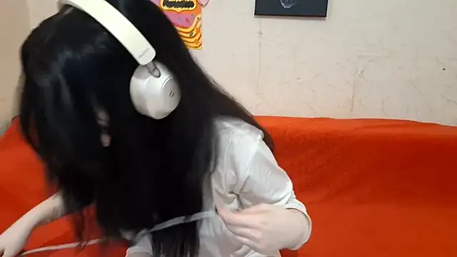 MindyMinty online show from February 20, 2026, 6:10 am