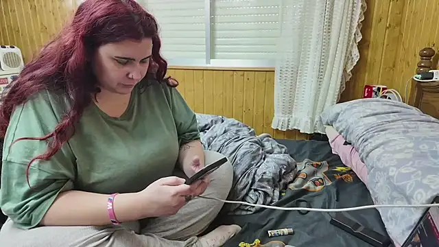 Sandragll online show from March 16, 2026, 6:32 pm