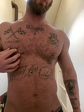 Tiziano94 online show from April 4, 2026, 1:01 am