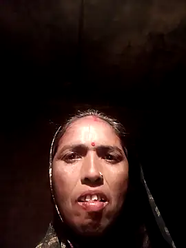 Hot re83 online show from March 1, 2026, 10:10 pm