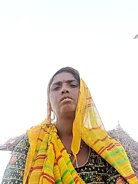 Hot re83 online show from March 4, 2026, 10:56 am