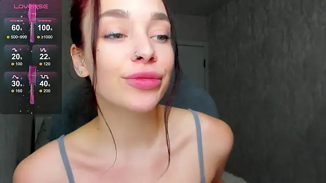 milkbrownn online show from March 5, 2026, 9:39 am