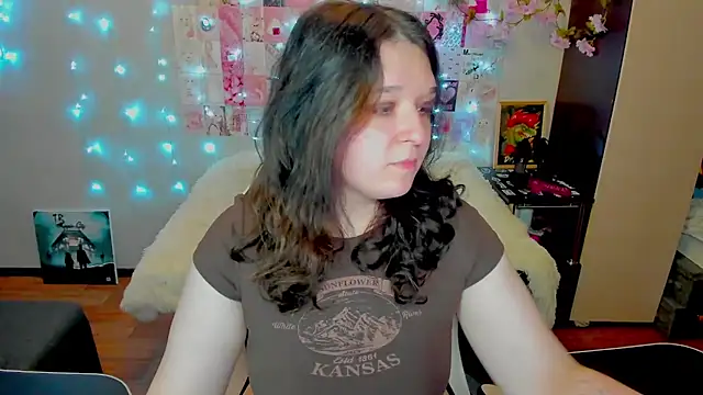 Snapshot of Kate_Acid chatting on June 26, 2026, 11:32 pm Kate Acid online show from June 26, 2026, 11:32 pm