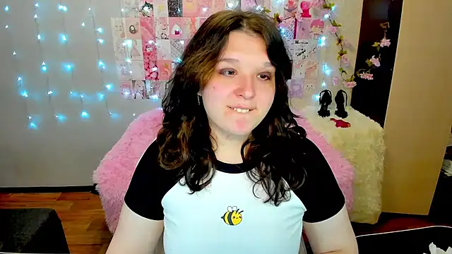Snapshot of Kate_Acid chatting on July 19, 2026, 11:56 pm Kate Acid online show from July 19, 2026, 11:56 pm