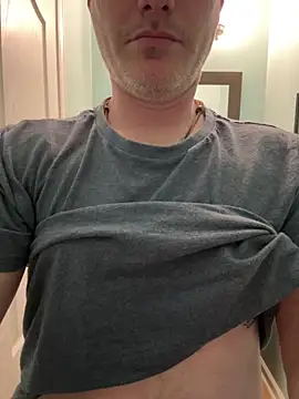 CunningColm online show from March 10, 2026, 3:43 am