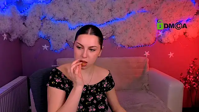 Snapshot of amalialowell chatting on March 18, 2026, 10:29 am amalialowell online show from March 18, 2026, 10:29 am