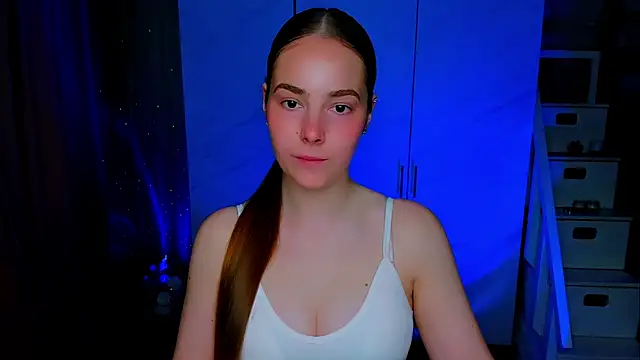 Maddy Wood  online show from May 30, 2026, 9:26 am
