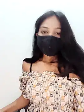 Snapshot of Cutie_babes01 chatting on March 27, 2026, 5:14 pm Cutie babes01 online show from March 27, 2026, 5:14 pm