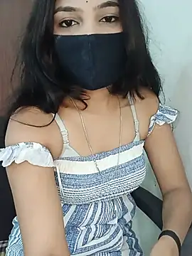 Cutie babes01 online show from June 21, 2026, 6:36 pm