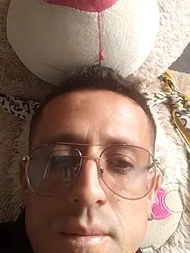 Snapshot of jeanx84 chatting on May 26, 2026, 4:05 pm jeanx84 online show from May 26, 2026, 4:05 pm