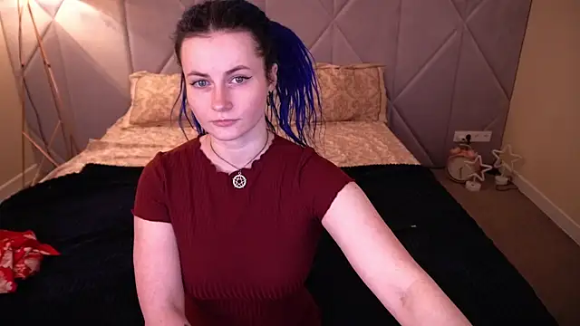 AlisaGracee online show from April 19, 2026, 12:39 pm