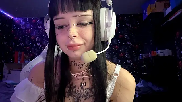 Snapshot of Luna_Sohotti chatting on March 4, 2026, 3:31 pm Luna Sohotti online show from March 4, 2026, 3:31 pm