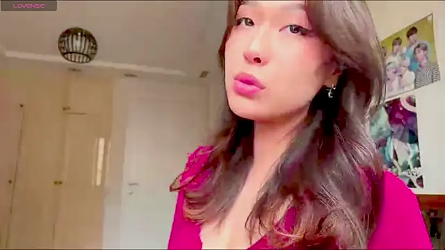 HannaOreo online show from June 1, 2026, 8:47 am