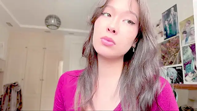 HannaOreo online show from March 13, 2026, 8:52 am