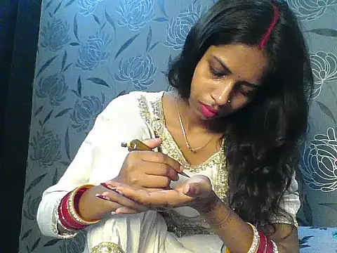 Rani1993 online show from March 12, 2026, 8:24 pm