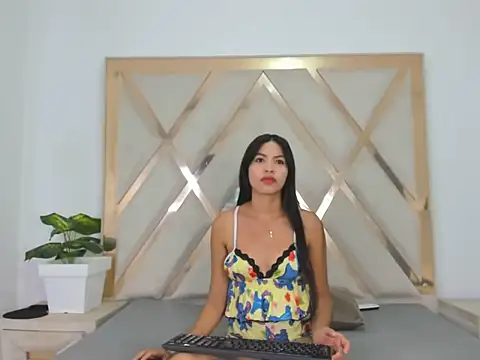 Carlotaasm online show from March 25, 2026, 4:45 am