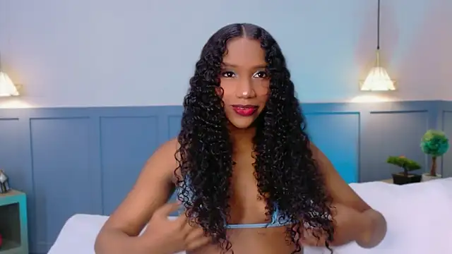 Chloe-Rose- online show from April 19, 2026, 4:46 am