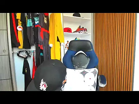 yandi hot online show from February 16, 2026, 6:17 pm