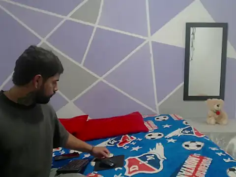 couple  hott069 online show from March 3, 2026, 6:31 am