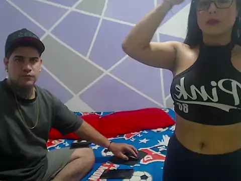 couple  hott069 online show from March 4, 2026, 4:42 am