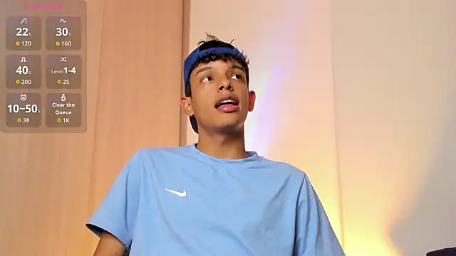 Maxfrost1 online show from March 20, 2026, 2:01 am