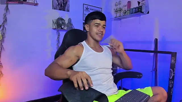 Rob zaens33 online show from March 18, 2026, 8:53 pm