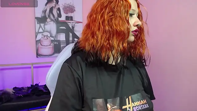  carlotta x online show from April 21, 2026, 3:35 am