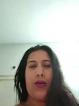 luna29 online show from May 31, 2026, 10:32 pm