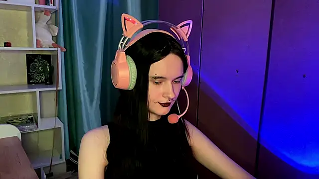 MabelDefina online show from March 4, 2026, 11:07 am