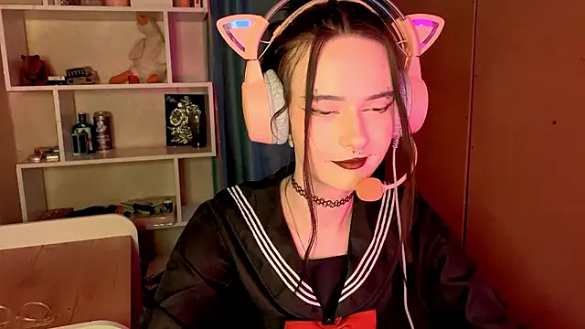 MabelDefina online show from February 19, 2026, 11:18 am