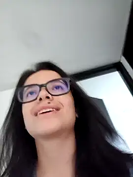 mailin 777 online show from March 13, 2026, 7:52 pm