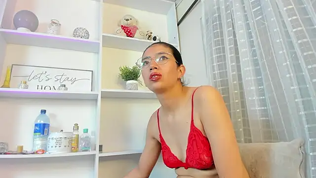 sofia love01 online show from March 3, 2026, 2:07 am