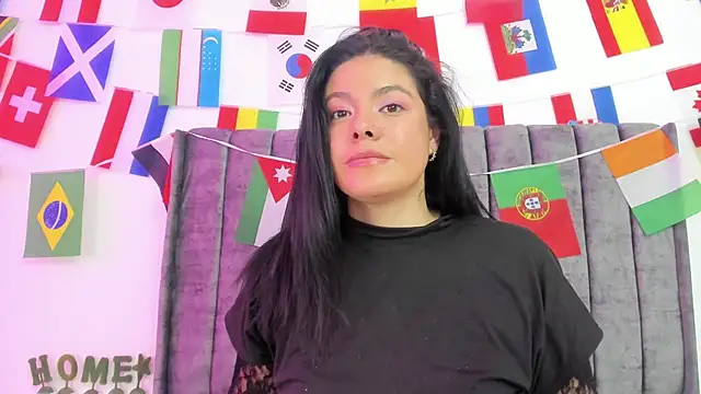 Evelin  thompsson online show from June 30, 2026, 3:17 am