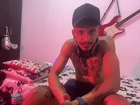 Andreyssantos online show from February 22, 2026, 1:19 am