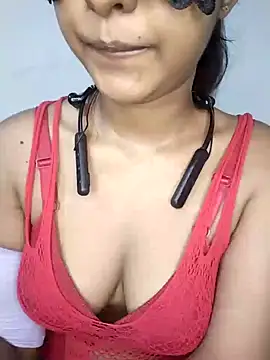 Snapshot of ASHANYA_JAYASOORIYA chatting on May 17, 2026, 1:44 pm ASHANYA JAYASOORIYA online show from May 17, 2026, 1:44 pm
